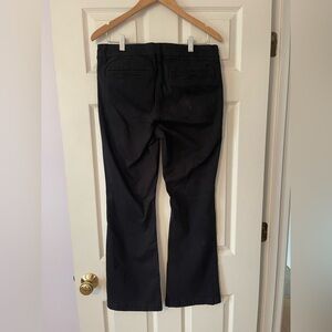 American Eagle Outfitters Black stretch low rise kickboot khakis size 10 short